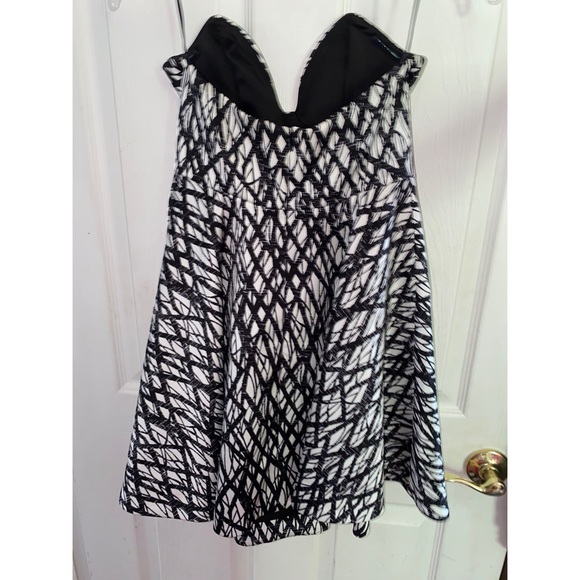 NWT Keepsake the Label Strapless Dress - Picture 4 of 7